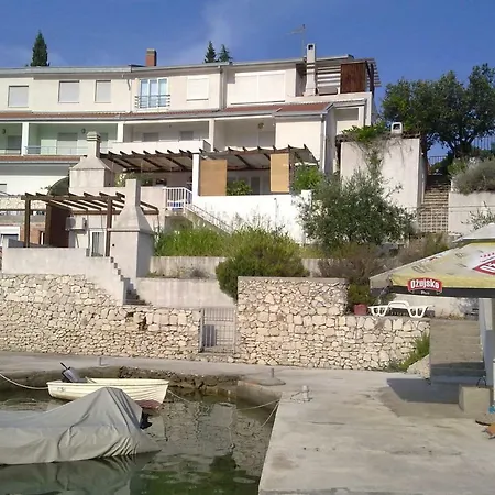 Apartman Rubin Lejlighed *